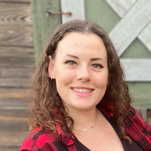 Meet your Posher, Casey